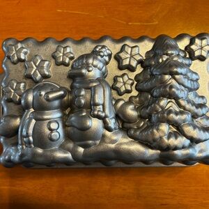 Nordic Ware Winter Wonderland Loaf Pan